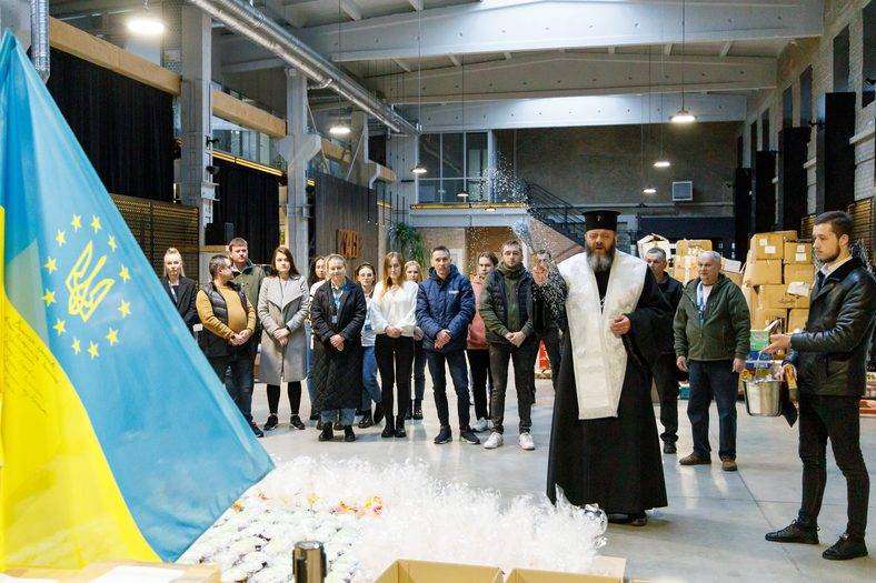 Компанія West Auto Hub та ГО "Волинське братство Святого Володимира Великого" вітає християн східного обряду з Воскресінням Христовим! фото 1