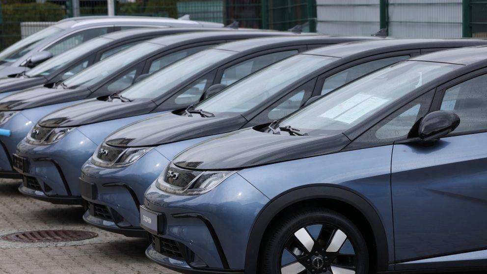 The EU will introduce record tariffs on electric cars from China photo