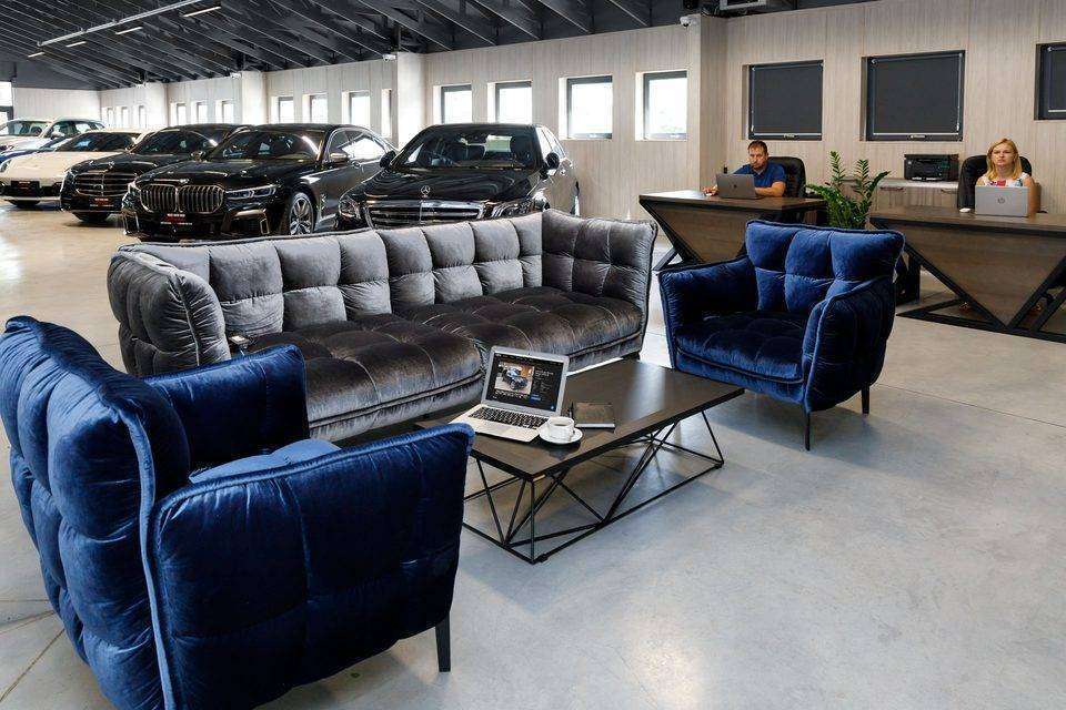 WEST AUTO HUB Premium is a treasure for connoisseurs of exclusive and premium cars photo 2